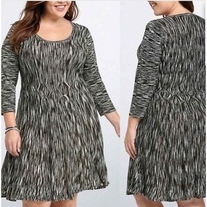 Torrid Black Gray and White Stretch Long Sleeve Sweater Dress